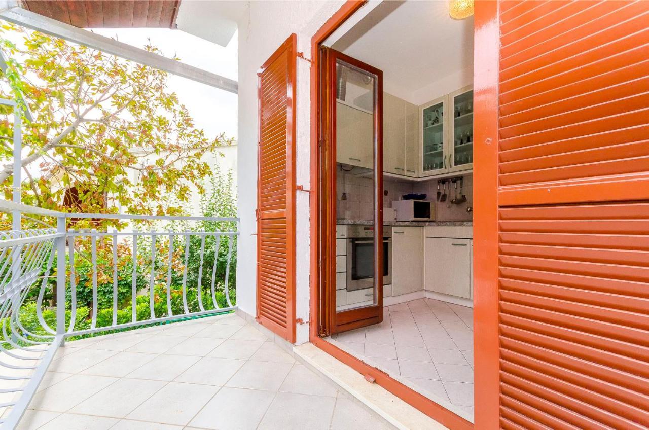 Apartments Marijana โตรกีร์ ภายนอก รูปภาพ