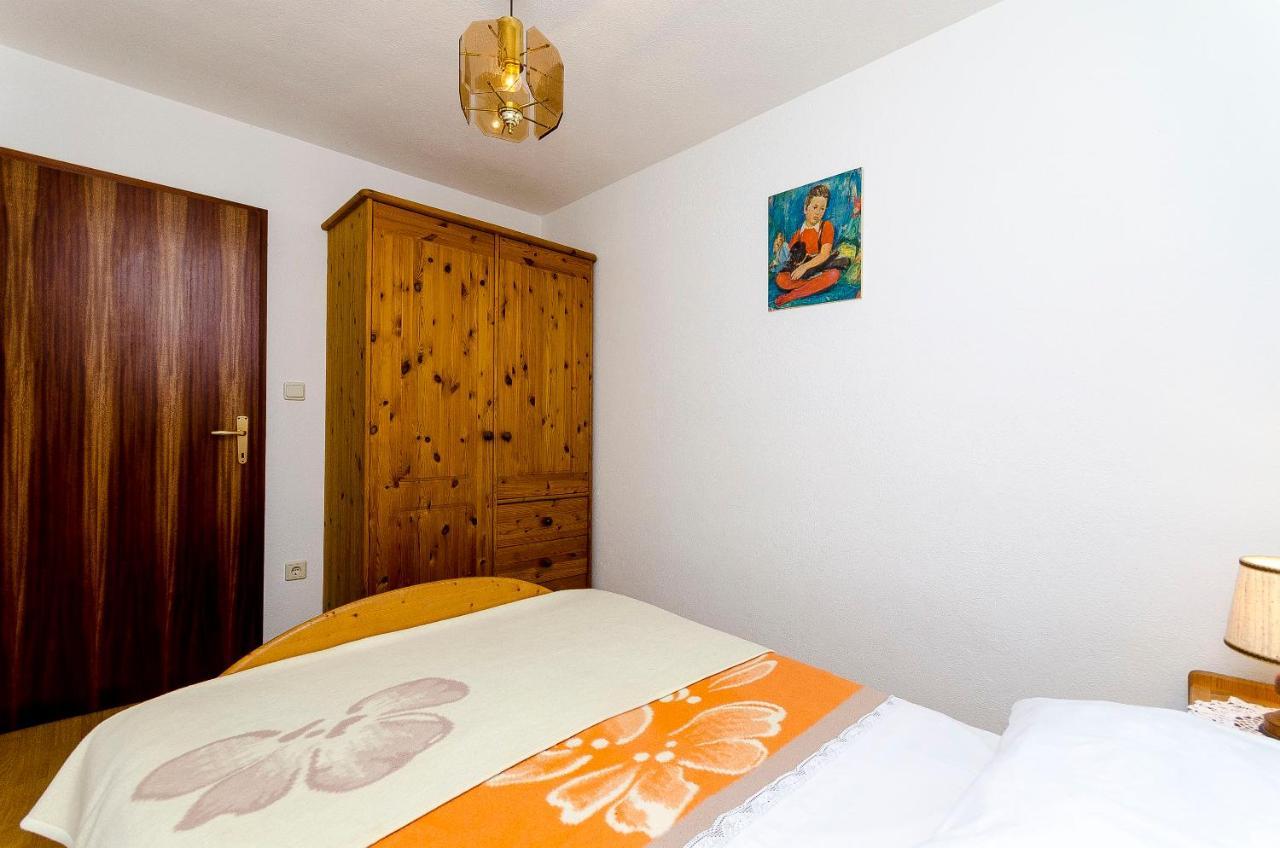 Apartments Marijana โตรกีร์ ภายนอก รูปภาพ