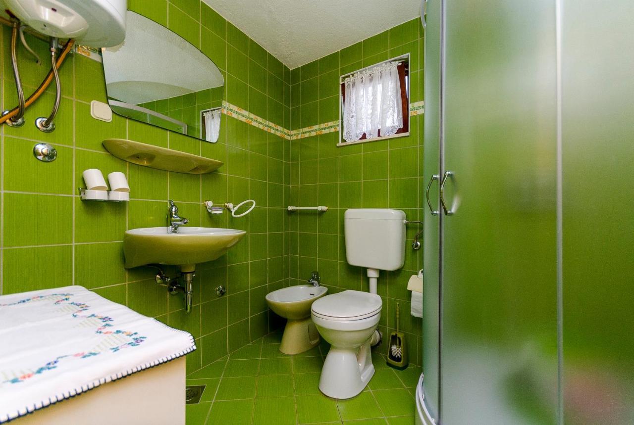 Apartments Marijana โตรกีร์ ภายนอก รูปภาพ