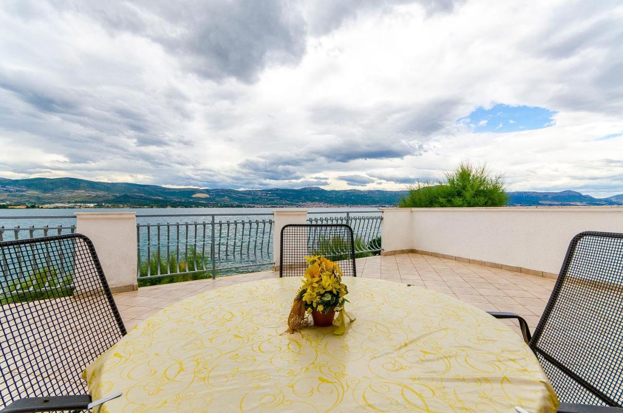 Apartments Marijana โตรกีร์ ภายนอก รูปภาพ